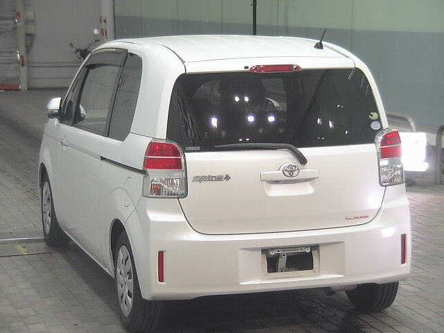 TOYOTA SPADE