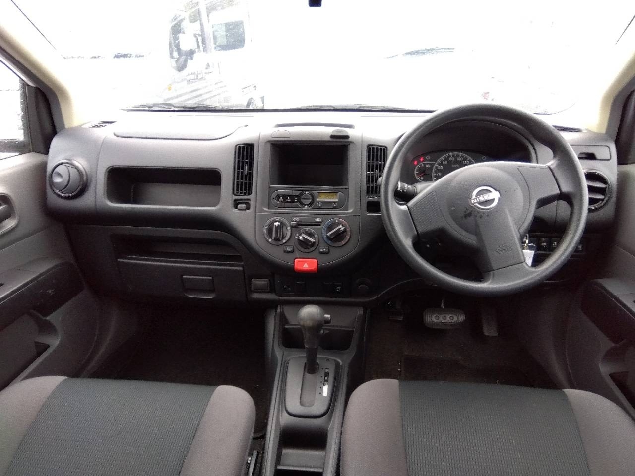 NISSAN AD