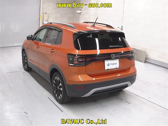VOLKSWAGEN T-CROSS