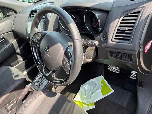 MITSUBISHI RVR