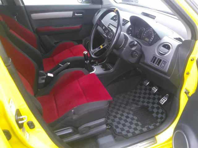 SUZUKI SWIFT