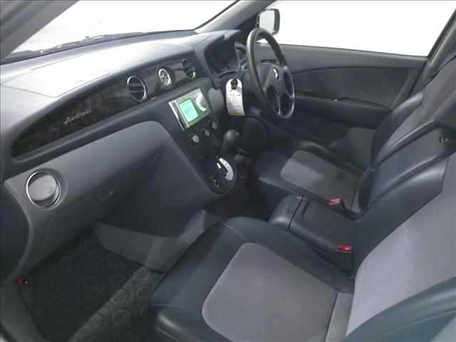 MITSUBISHI AIRTREK