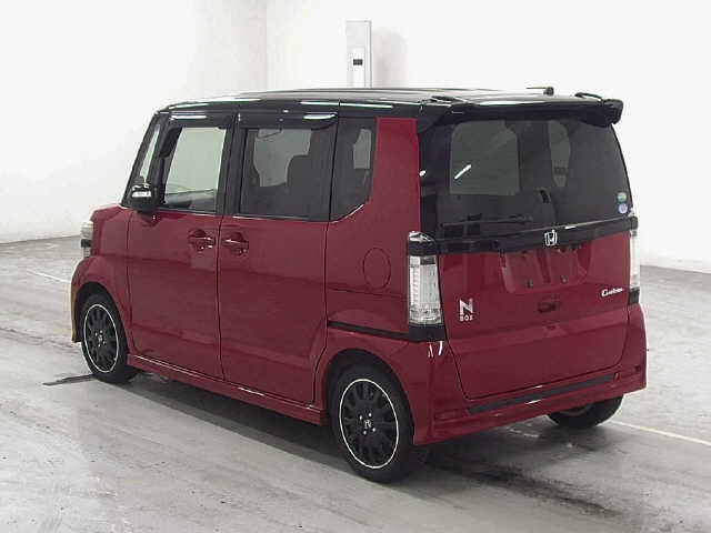 HONDA N-BOX
