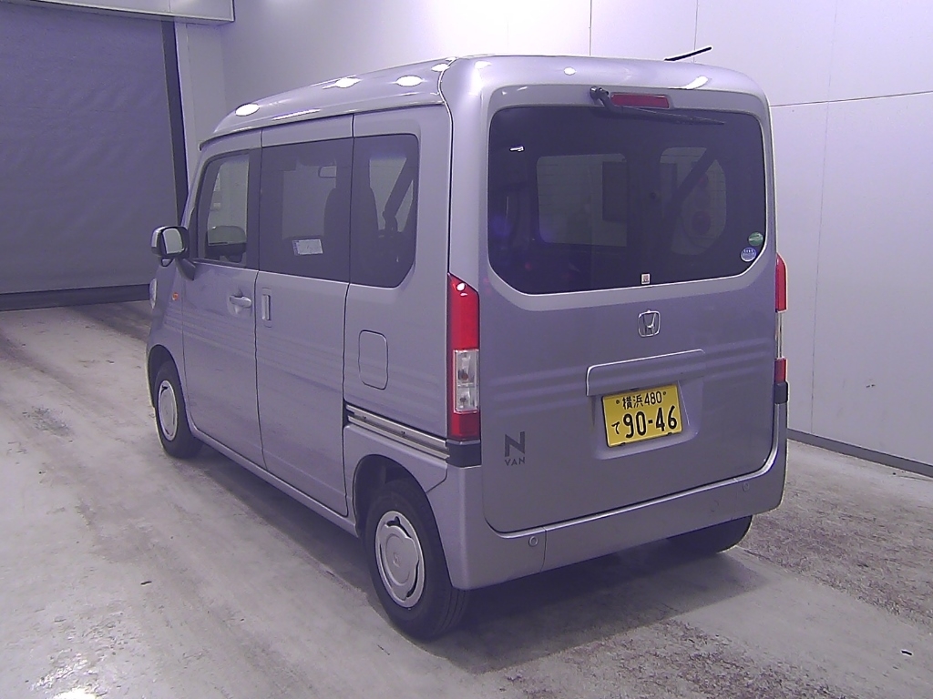 HONDA N-VAN