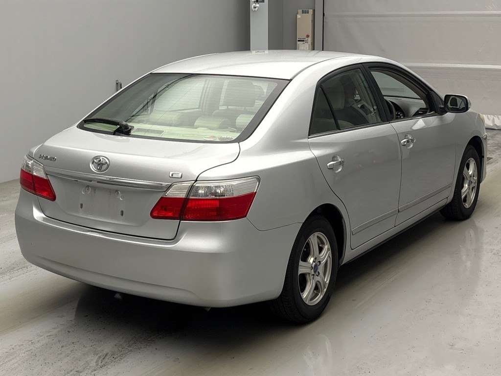 TOYOTA PREMIO