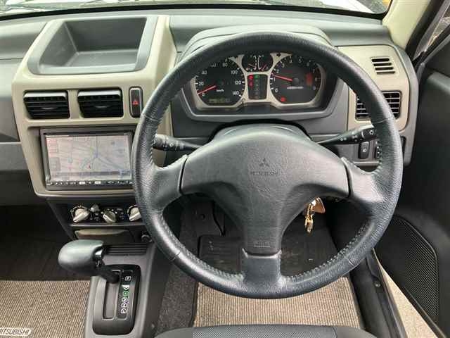MITSUBISHI PAJERO MINI