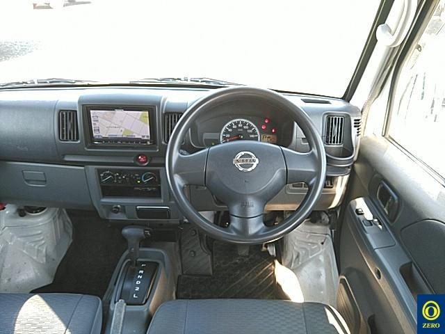 NISSAN NV100 CLIPPER