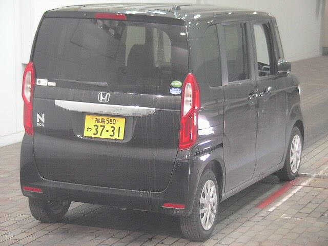 HONDA N-BOX