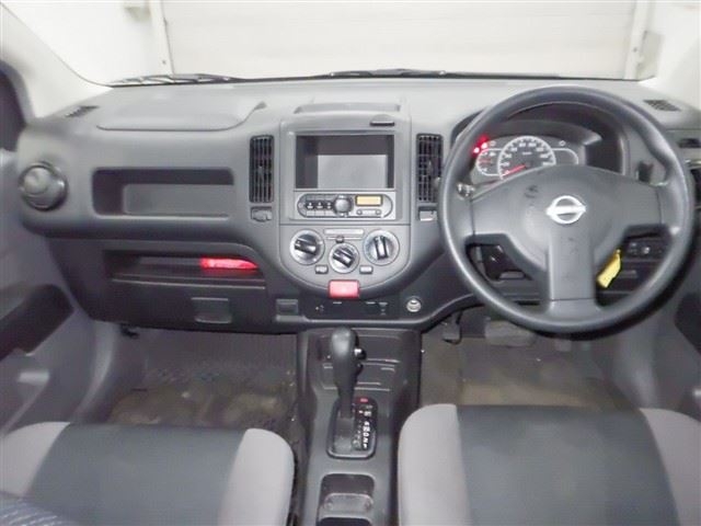 NISSAN AD