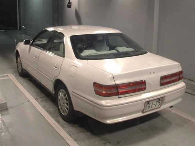 TOYOTA MARK II