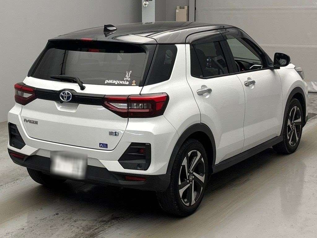 TOYOTA RAIZE