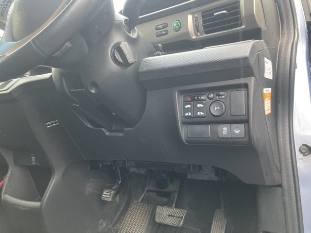 HONDA FREED SPIKE
