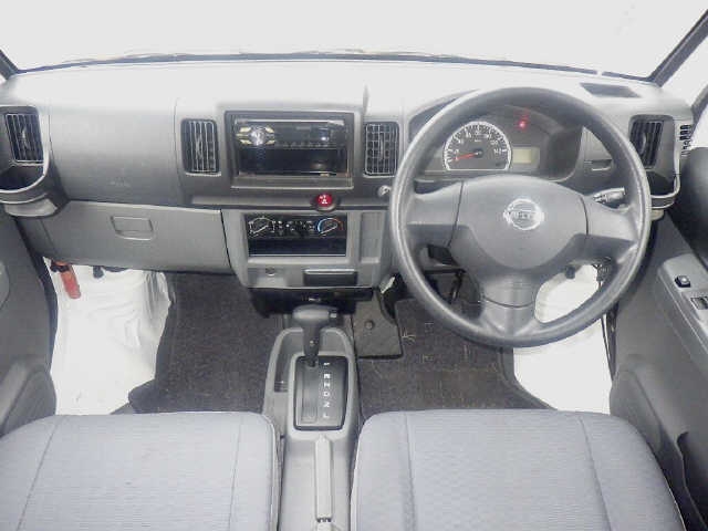 NISSAN NV100 CLIPPER