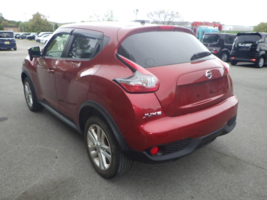 NISSAN JUKE