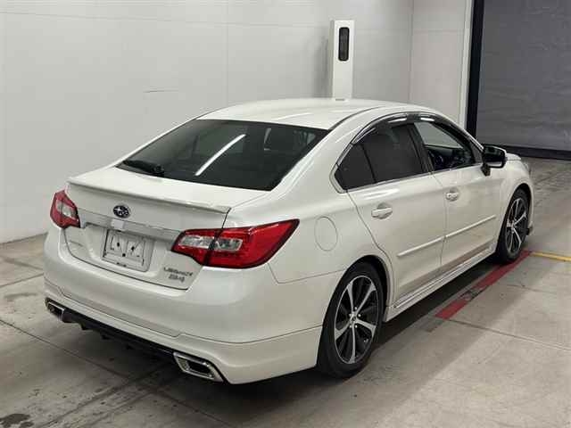SUBARU LEGACY B4