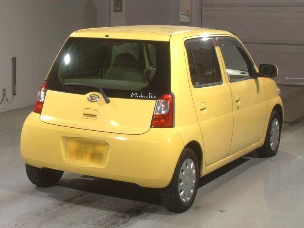 DAIHATSU ESSE