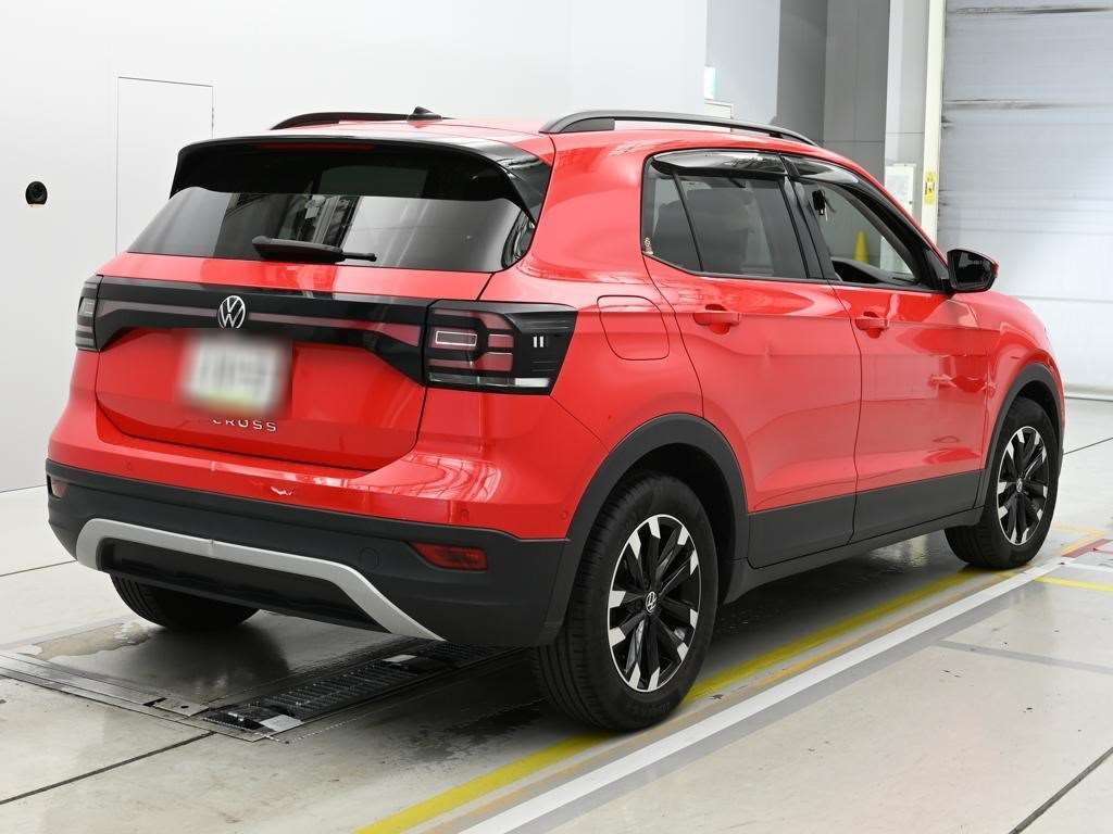 VOLKSWAGEN T-CROSS