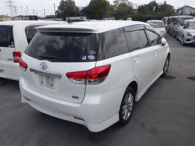 TOYOTA WISH
