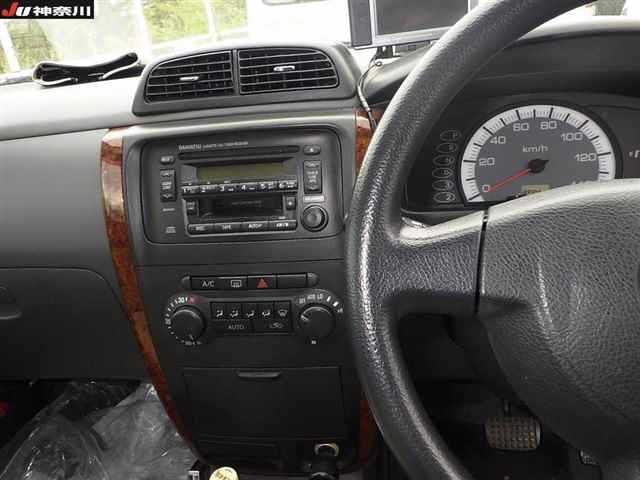 DAIHATSU MIRA AVY