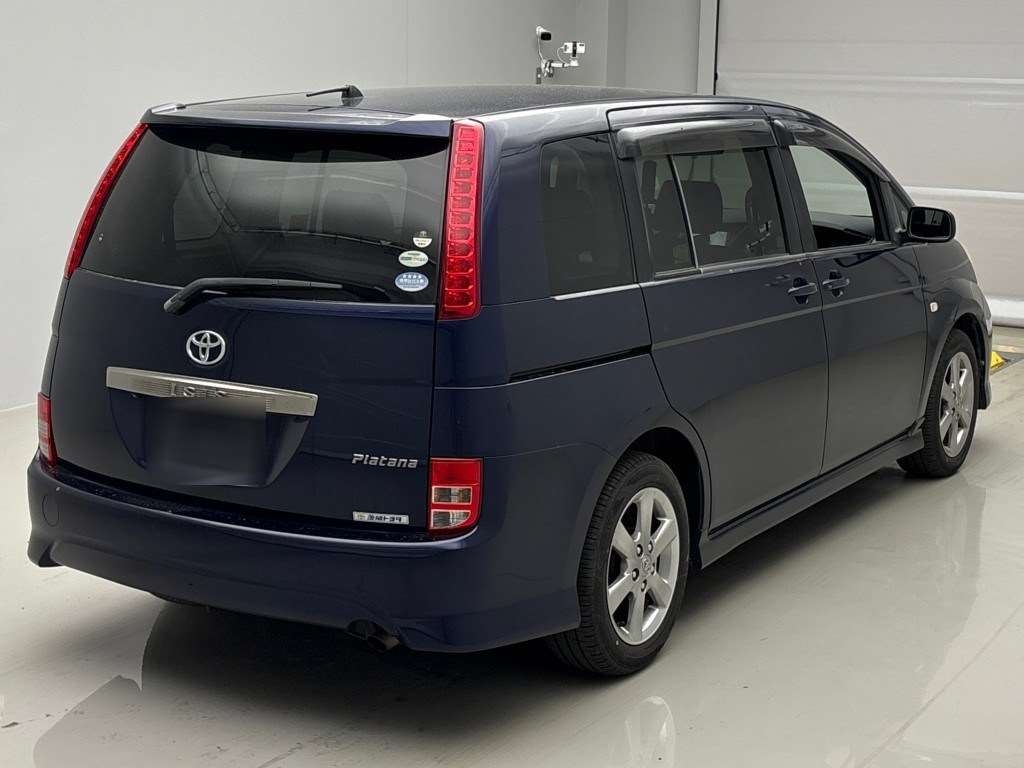 TOYOTA ISIS