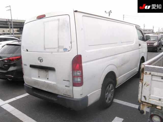 TOYOTA REGIUS ACE