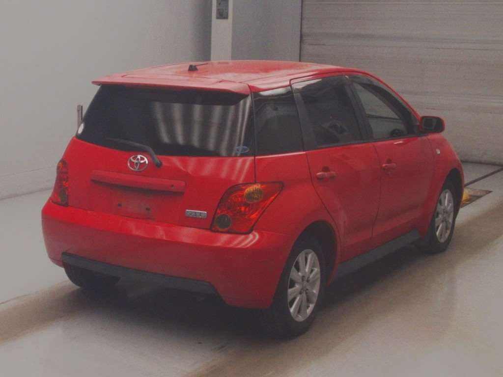 TOYOTA IST