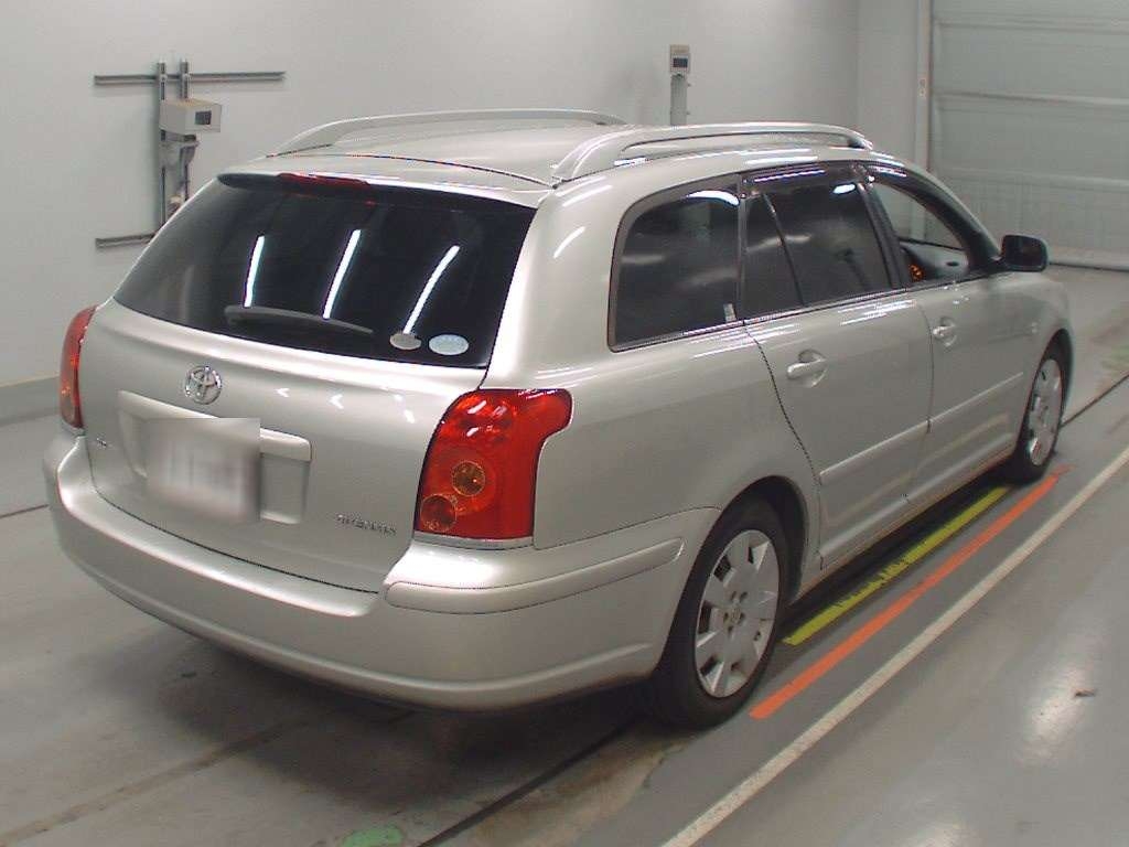 TOYOTA AVENSIS