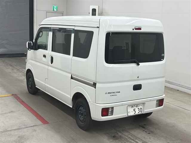 MITSUBISHI MINICAB