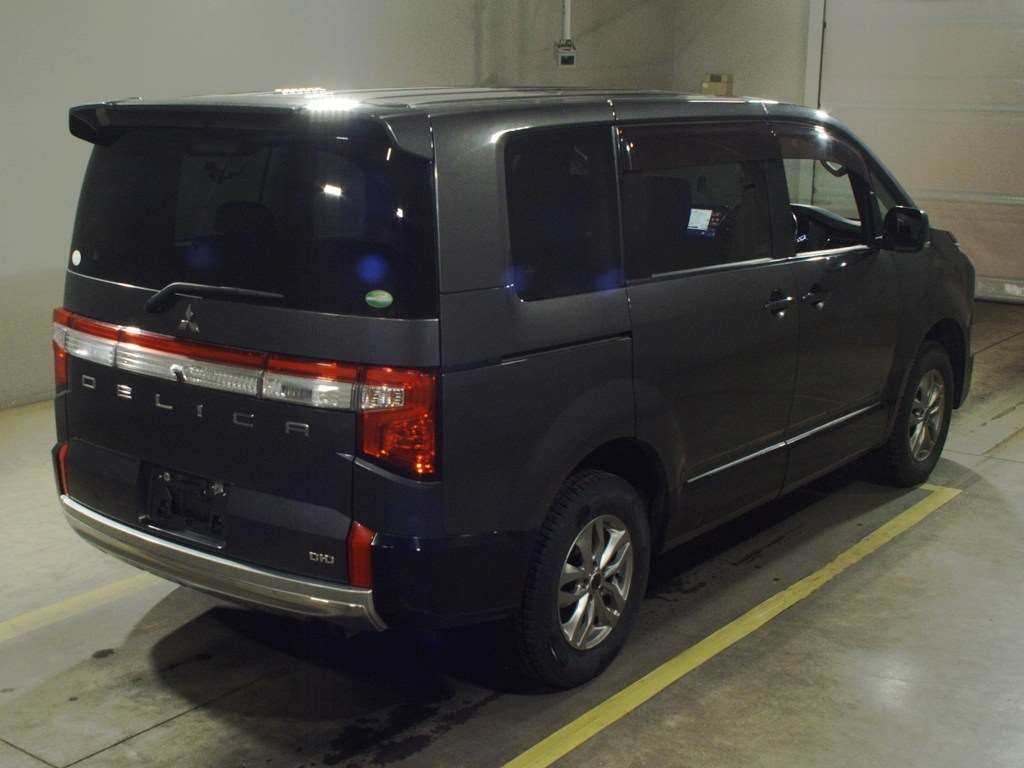 MITSUBISHI DELICA D:5