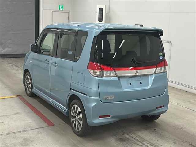 MITSUBISHI DELICA D:2