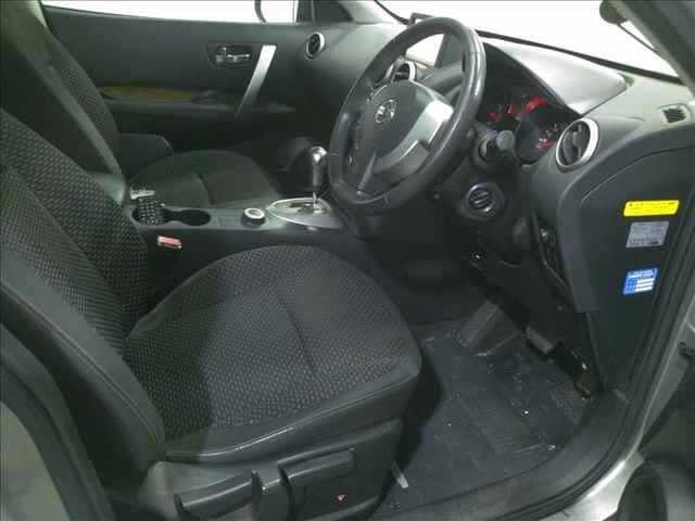 NISSAN DUALIS