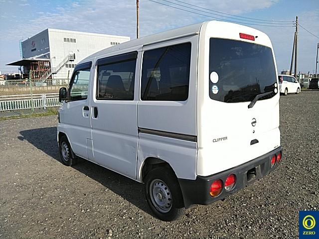 NISSAN CLIPPER