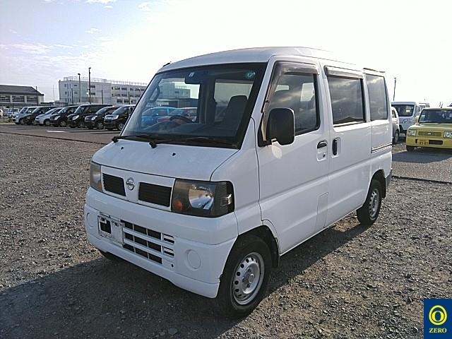 NISSAN CLIPPER