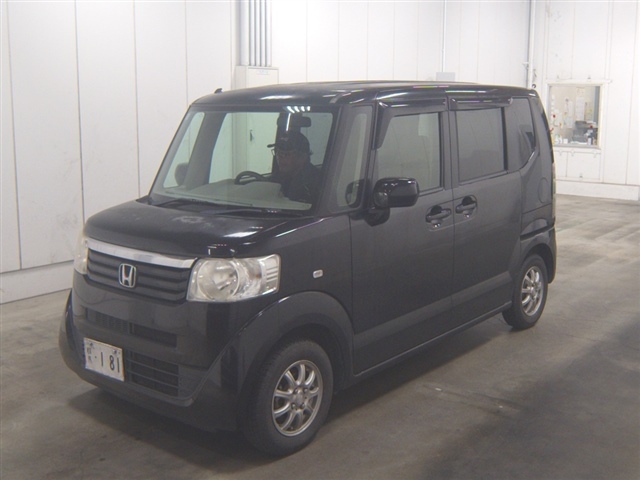 HONDA N-BOX