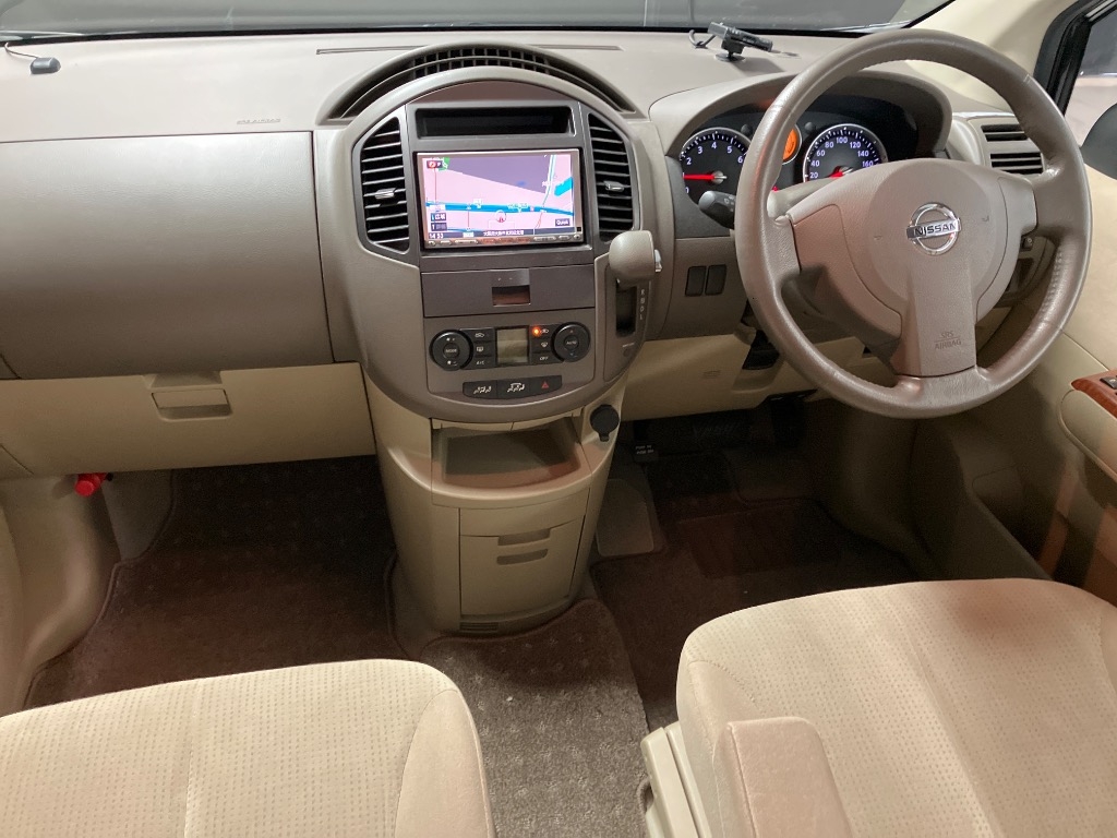NISSAN LAFESTA
