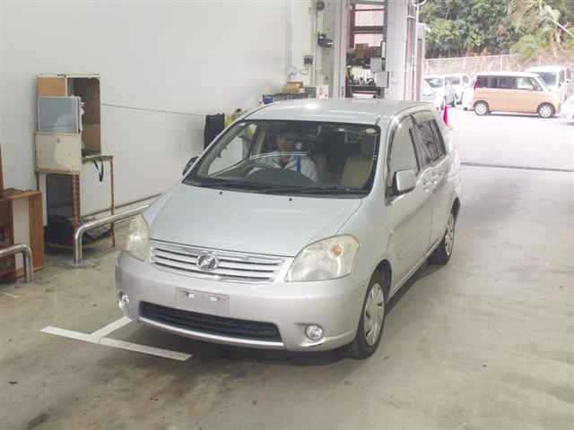 TOYOTA RAUM