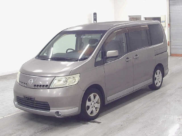 NISSAN SERENA