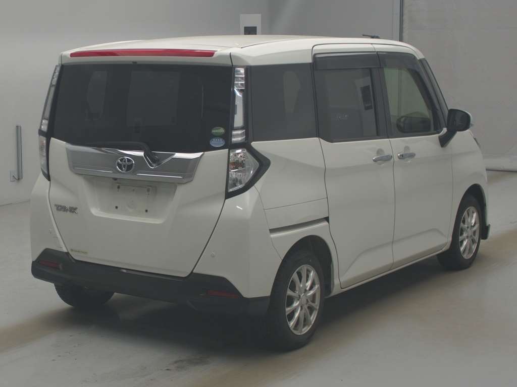 TOYOTA TANK