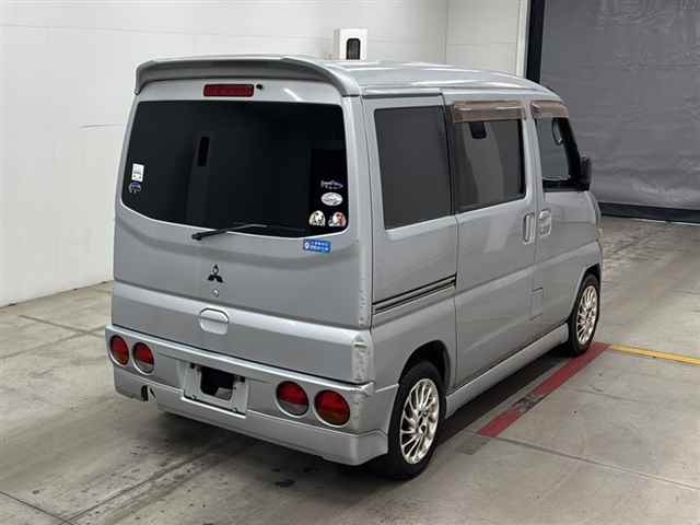 MITSUBISHI TOWN BOX