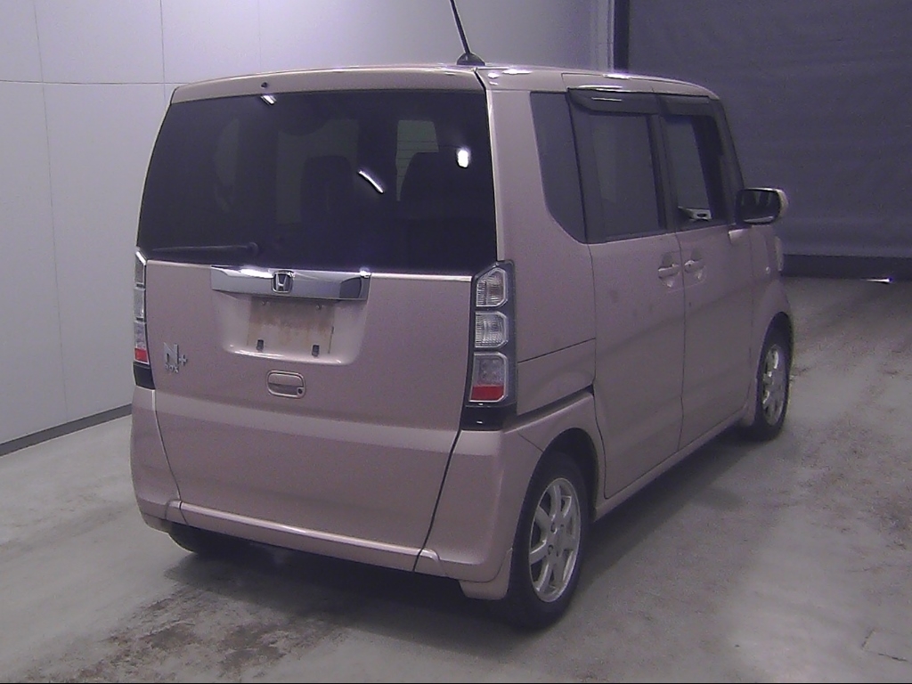 HONDA N-BOX+