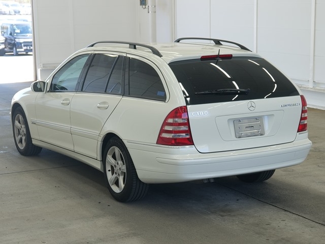 MERCEDES-BENZ C-CLASS