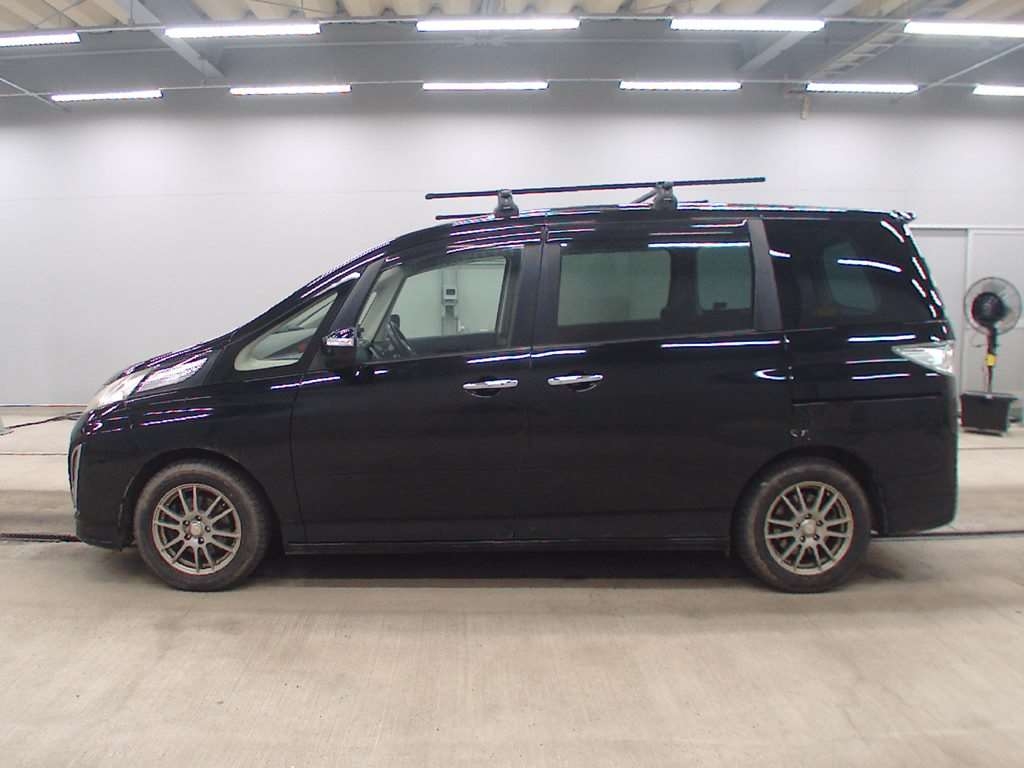 MAZDA BIANTE