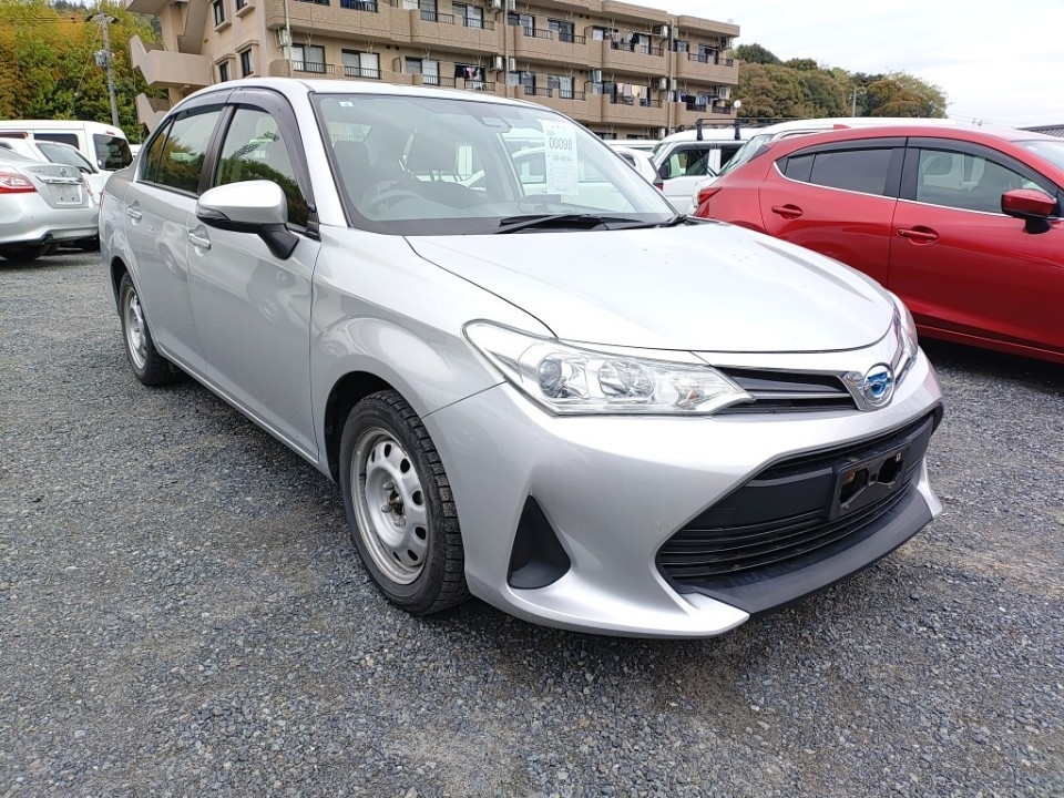 TOYOTA COROLLA AXIO