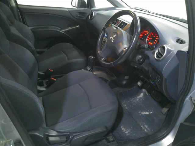 MITSUBISHI COLT PLUS