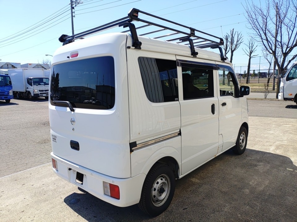NISSAN NV100 CLIPPER