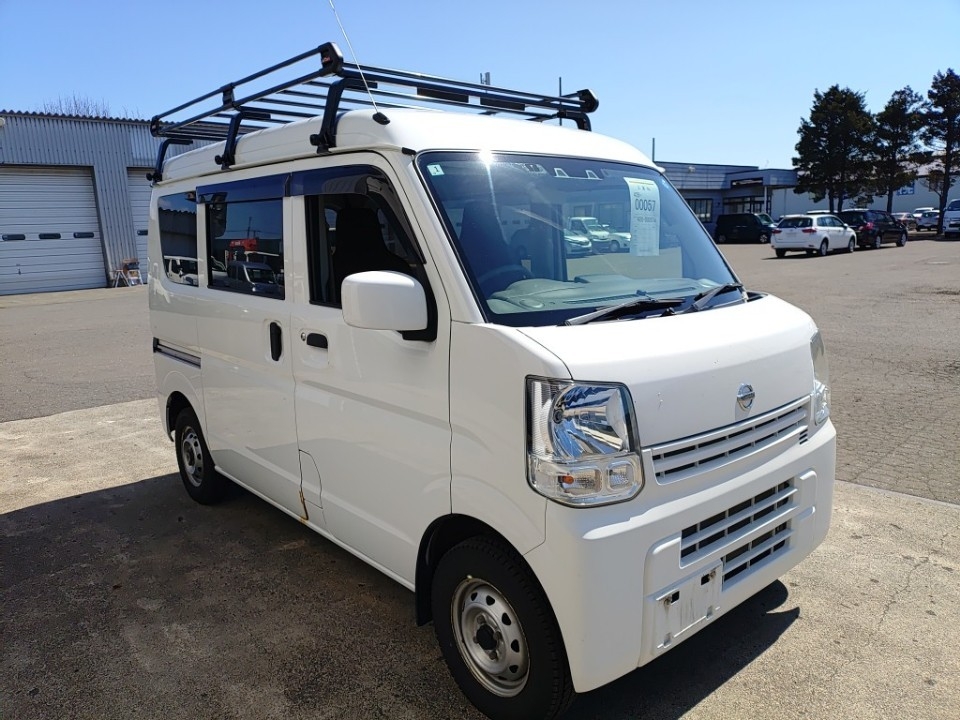 NISSAN NV100 CLIPPER