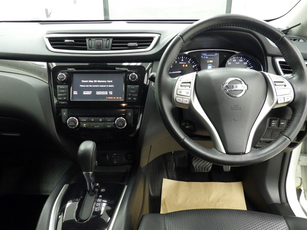NISSAN X-TRAIL