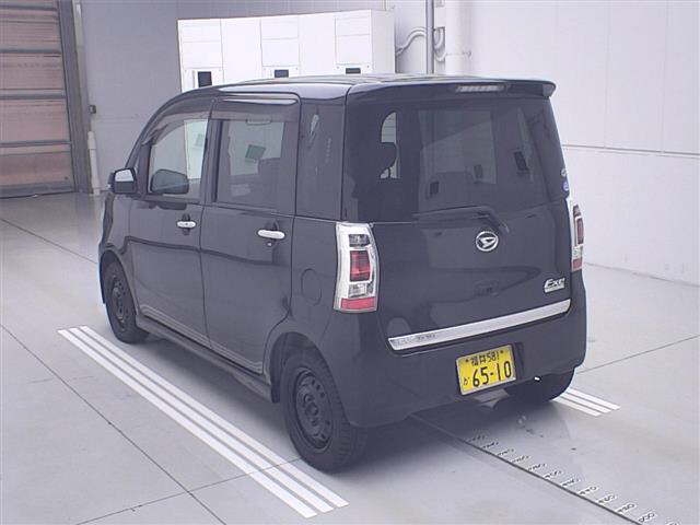 DAIHATSU TANTO EXE