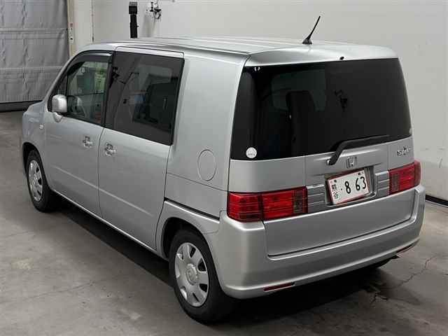 HONDA MOBILIO SPIKE
