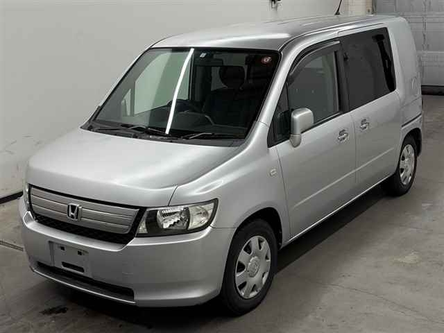 HONDA MOBILIO SPIKE